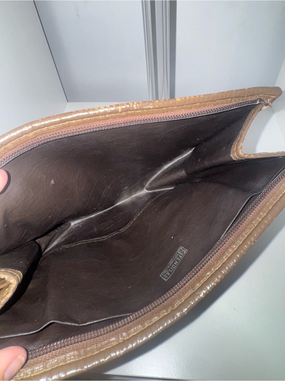 Vintage Fendi Brown Zucca Logo Toiletry Pouch - Picture 3 of 8